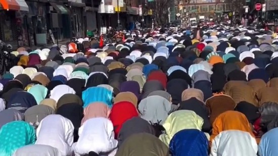 muslims-1.jpg